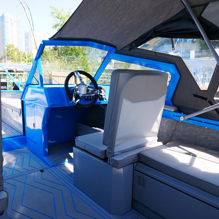 Салют 585 BR (BowRider)